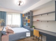 龍湖獅山原著現(xiàn)代簡約復(fù)式兒童房裝修實(shí)景案例