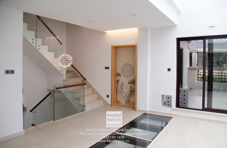 璞緹墅臺(tái)式風(fēng)格別墅過道裝修實(shí)景圖