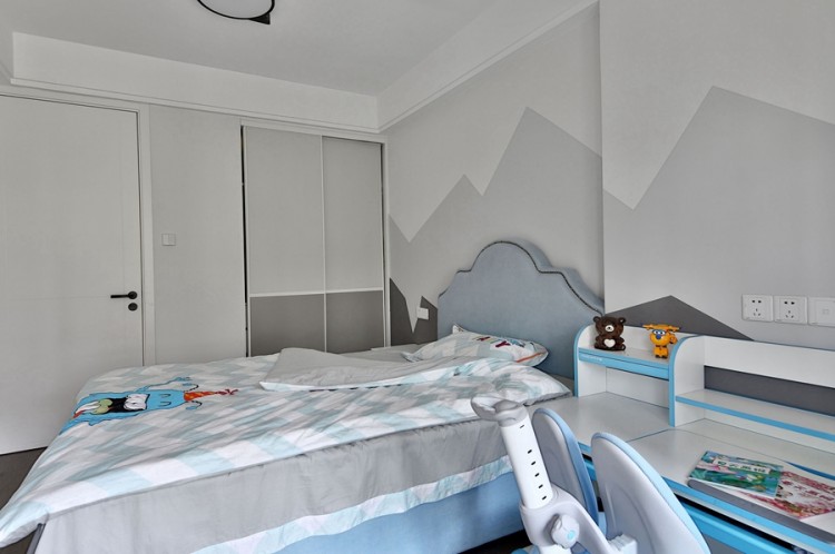 現(xiàn)代簡約風(fēng)格三居室臥室裝修效果圖