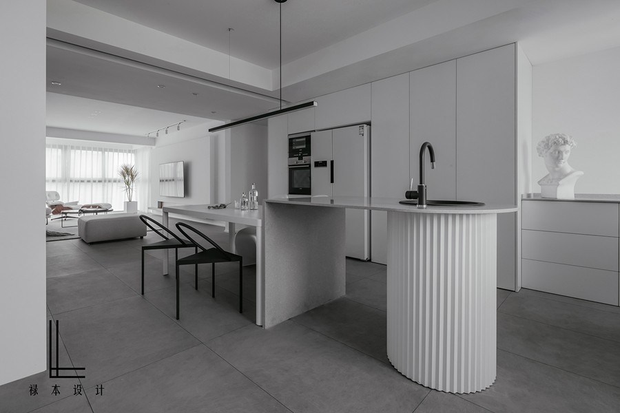 現(xiàn)代簡約風(fēng)格三居室餐廳裝修效果圖