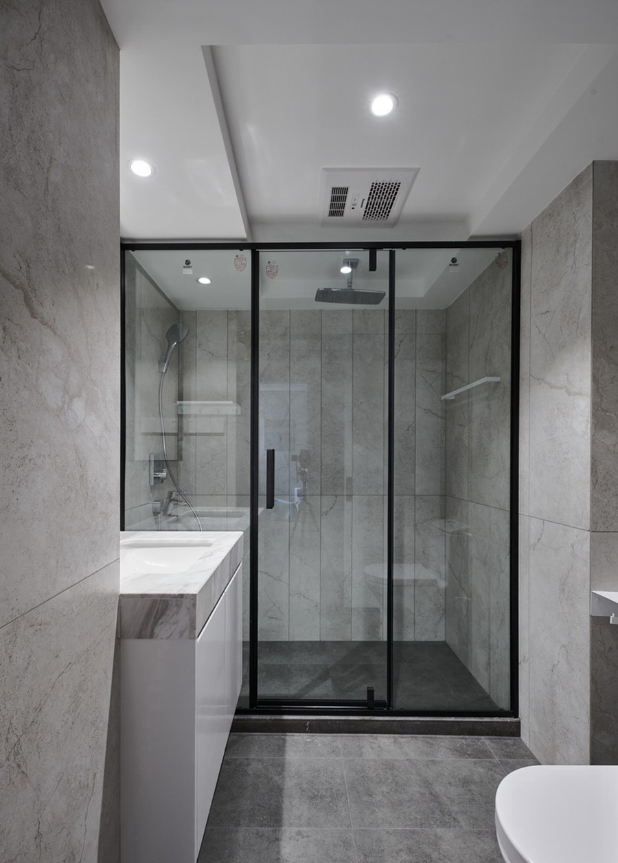 日式風格三居室衛(wèi)生間裝修效果圖