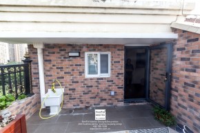 新加花園現(xiàn)代風格別墅陽臺裝修實景案例