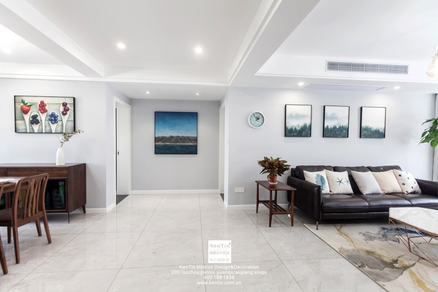 新加花園現(xiàn)代風格別墅客餐裝修實景案例