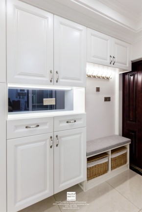 楓華紫園歐式輕奢風(fēng)格兩居室玄關(guān)裝修實景案例