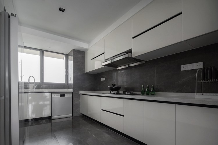 現(xiàn)代簡約風(fēng)格三居室臥室裝修效果圖