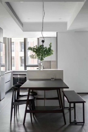 現(xiàn)代簡約風(fēng)格餐廳裝修實(shí)景案例