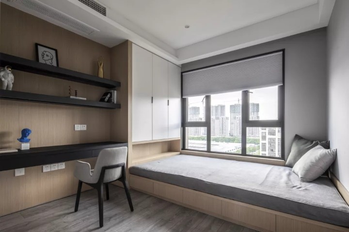 現(xiàn)代簡(jiǎn)約風(fēng)三居室書房裝修效果圖