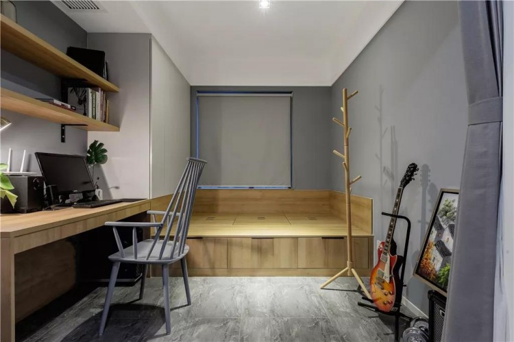 現(xiàn)代簡(jiǎn)約風(fēng)格三居室書房裝修效果圖