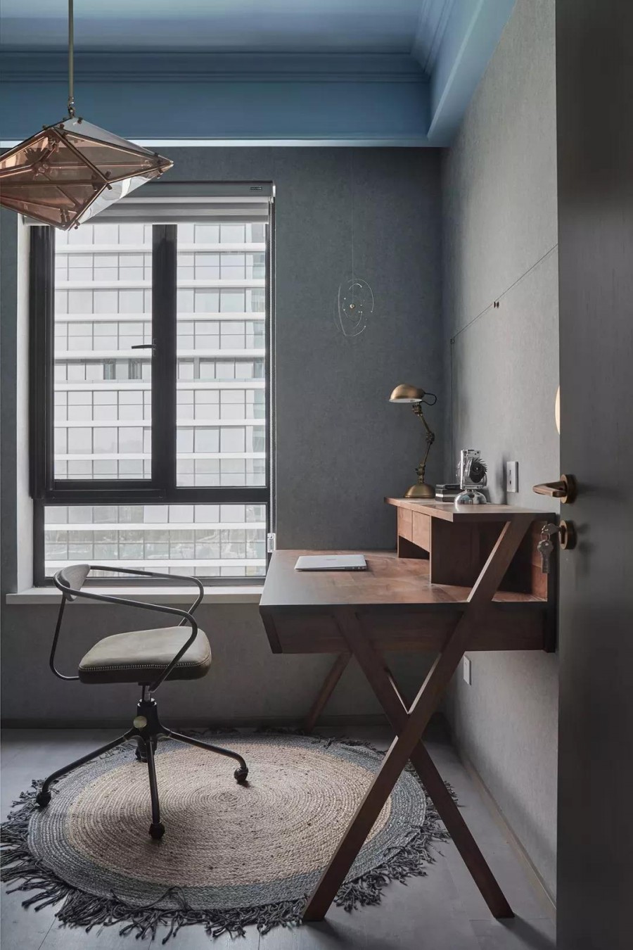 現(xiàn)代簡(jiǎn)約風(fēng)格三居室書房裝修效果圖