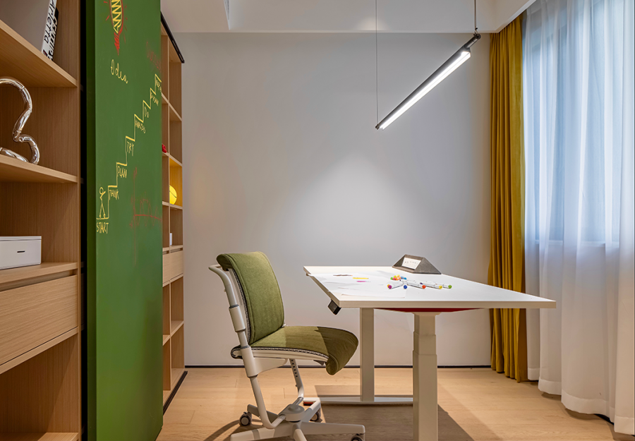 簡(jiǎn)約風(fēng)格大平層書(shū)房裝修效果圖