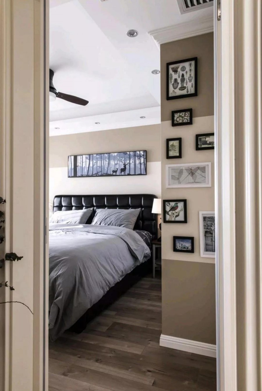 簡(jiǎn)約風(fēng)格兩居室臥室裝修效果圖