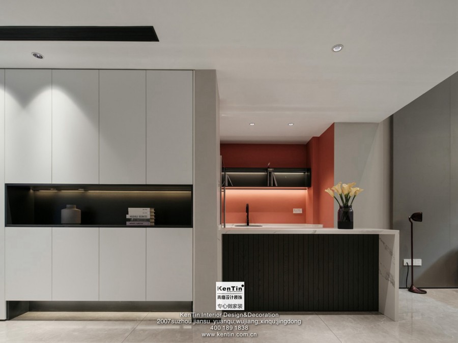 龍湖熙上現(xiàn)代簡約風格別墅廚房裝修實景圖