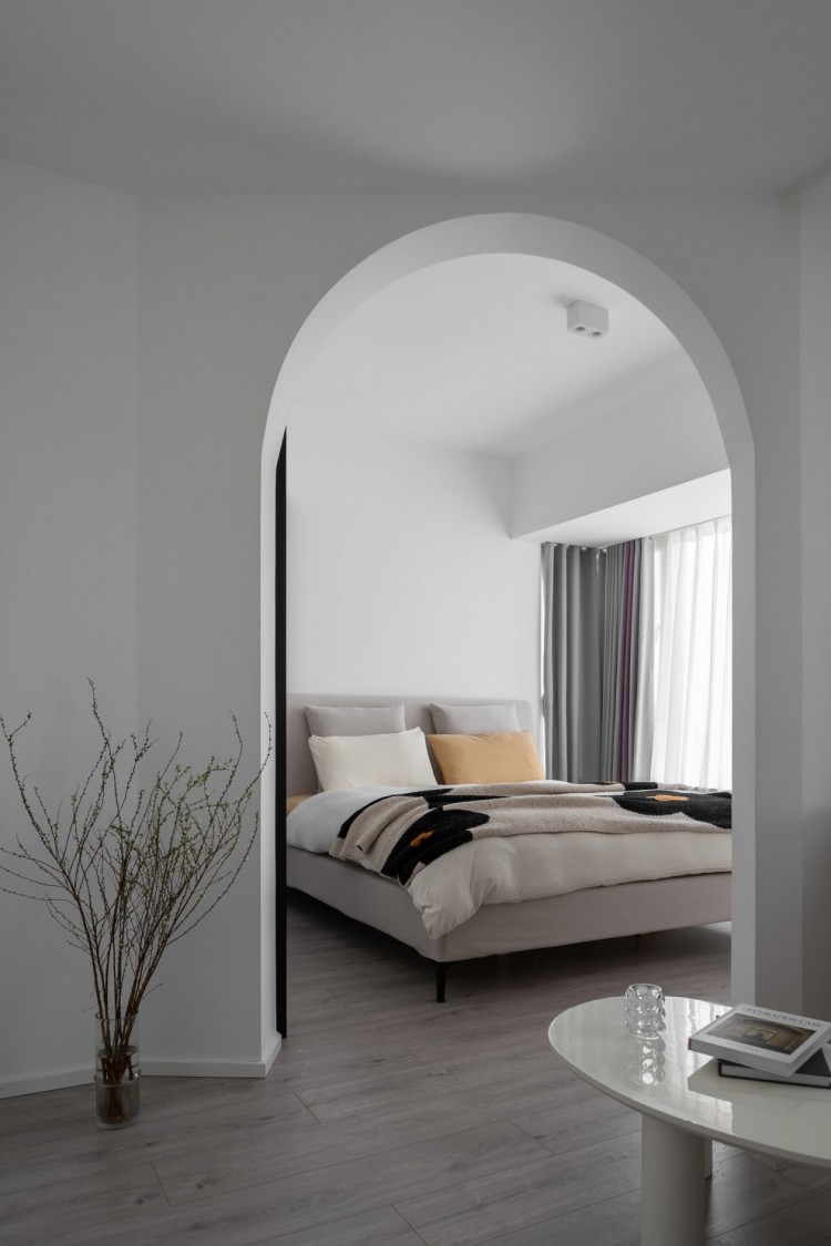 現(xiàn)代簡(jiǎn)約風(fēng)格三居室臥室裝修效果圖