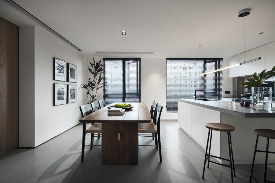 現(xiàn)代簡約風格三居室餐廳裝修效果圖