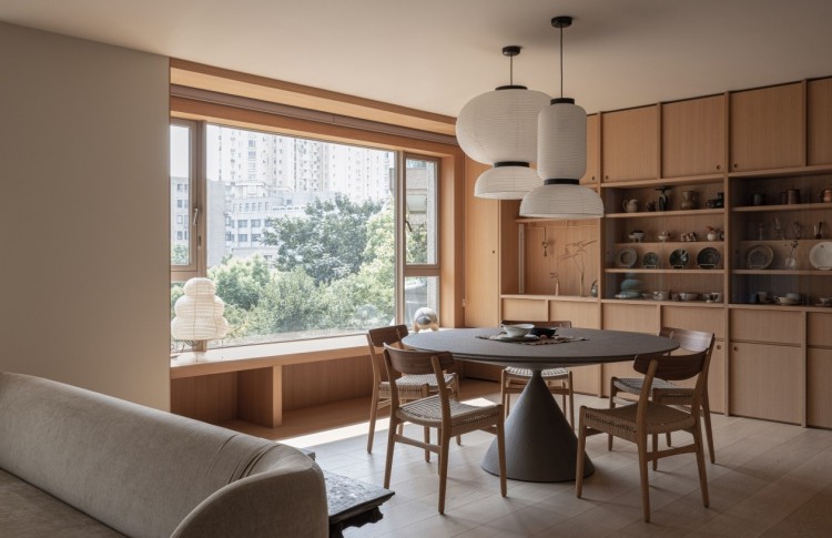 現(xiàn)代簡約風格三居室餐廳裝修效果圖