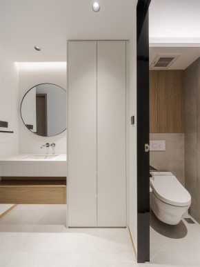 現(xiàn)代簡(jiǎn)約風(fēng)格三居室衛(wèi)生間裝修效果圖