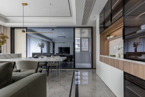 現(xiàn)代簡約風格四居室餐廳裝修效果圖