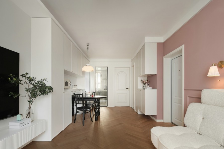 混搭風(fēng)格三居室餐廳裝修效果圖