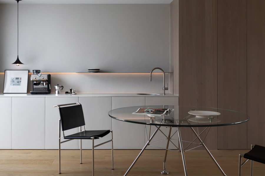 現(xiàn)代極簡風三居室裝修餐廳效果圖