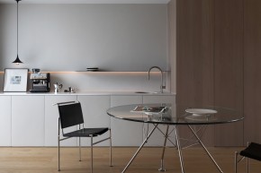 現(xiàn)代極簡風(fēng)三居室裝修餐廳效果圖