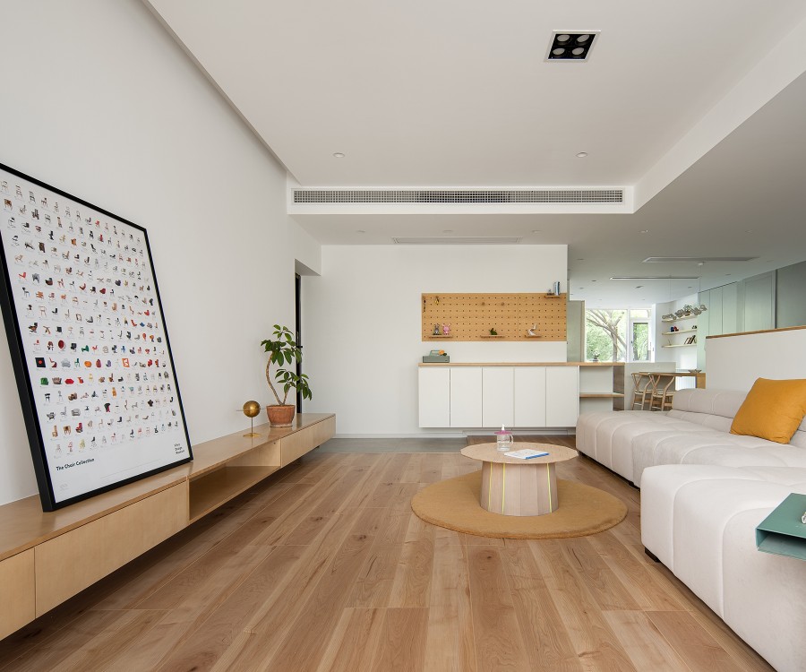 原木風(fēng)大平層客廳裝修效果圖