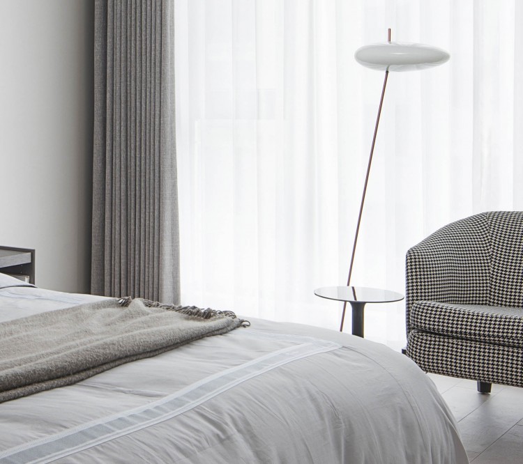 現(xiàn)代簡約復(fù)式臥室裝修效果圖