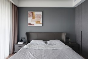 意式別墅臥室裝修效果圖