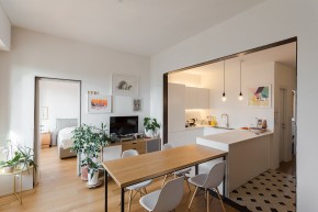 原木風(fēng)小戶型餐廳裝修效果圖