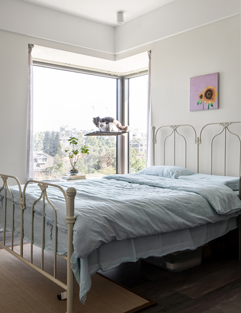 北歐風(fēng)三居室臥室裝修效果圖