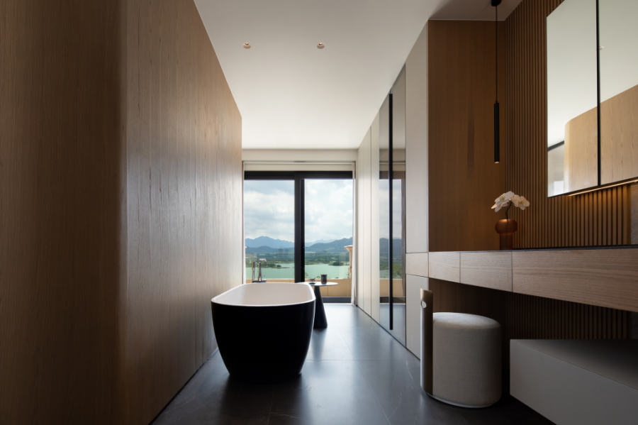 原木風(fēng)別墅衛(wèi)生間裝修效果圖