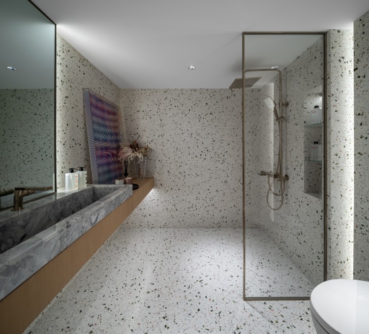 現(xiàn)代簡約三居室衛(wèi)生間裝修效果圖