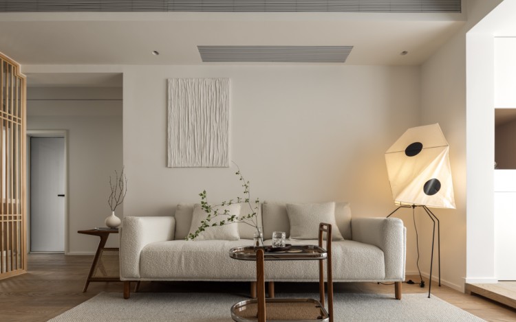 原木風(fēng)三居室客廳裝修效果圖