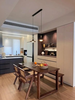 中古風(fēng)兩居室餐廳裝修效果圖