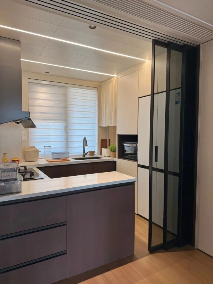 中古風(fēng)兩居室廚房裝修效果圖