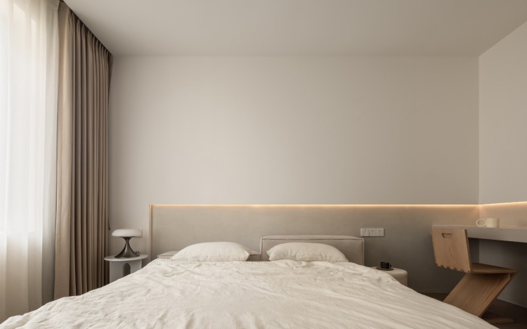 現(xiàn)代簡(jiǎn)約三居室臥室裝修效果圖