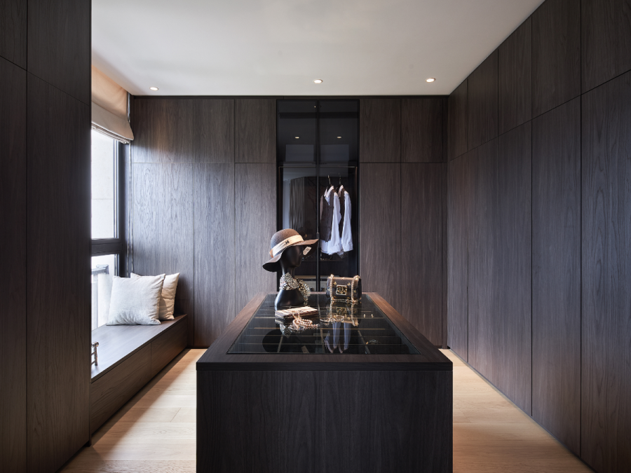 新中式別墅衣帽間裝修效果圖