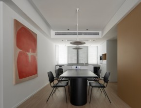 現(xiàn)代簡約三居室餐廳裝修效果圖