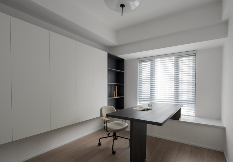 現(xiàn)代簡約三居室書房裝修效果圖