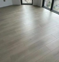 別讓地板毀了裝修！貼地板全流程避坑指南