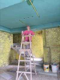 吊頂不只是 “遮丑”！青庭裝飾：從材料到工藝，用細(xì)節(jié)打造實(shí)用與美觀兼具的頂部空間