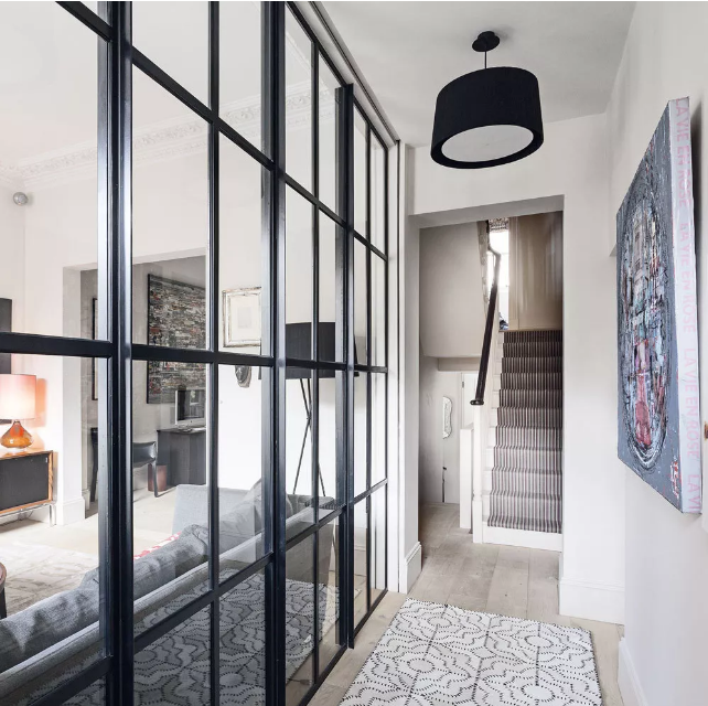 開門見客廳太尷尬，這8款實(shí)用玄關(guān)設(shè)計(jì)拯救你的隱私