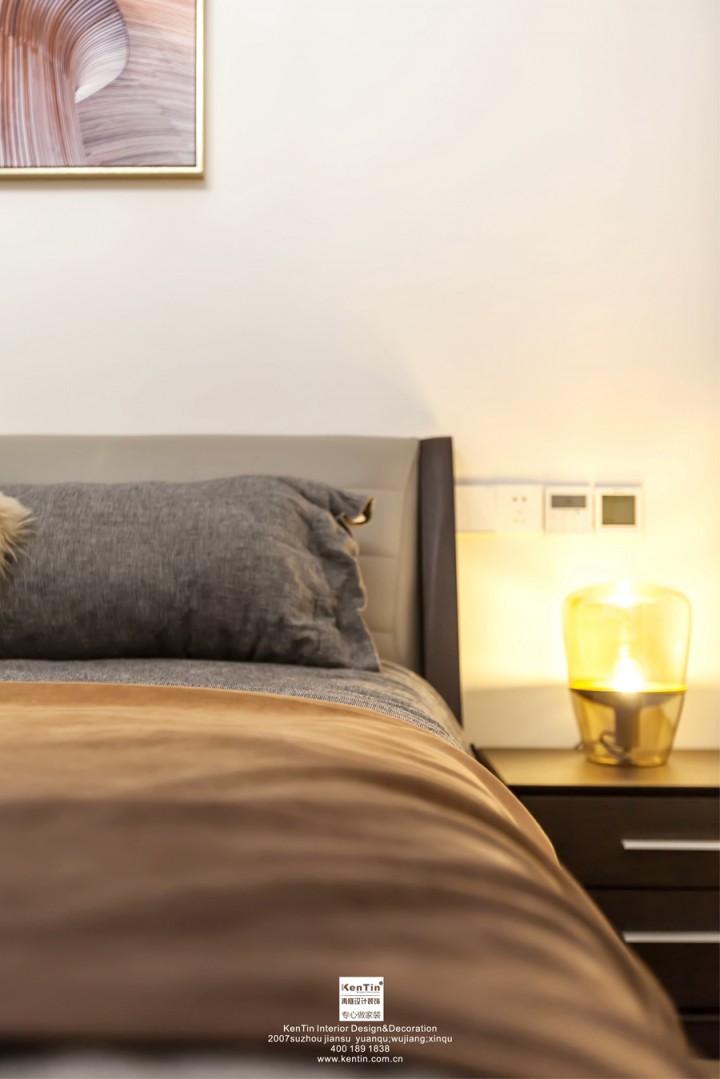 萬(wàn)科碧桂園現(xiàn)代輕奢風(fēng)格復(fù)式裝修實(shí)景案例